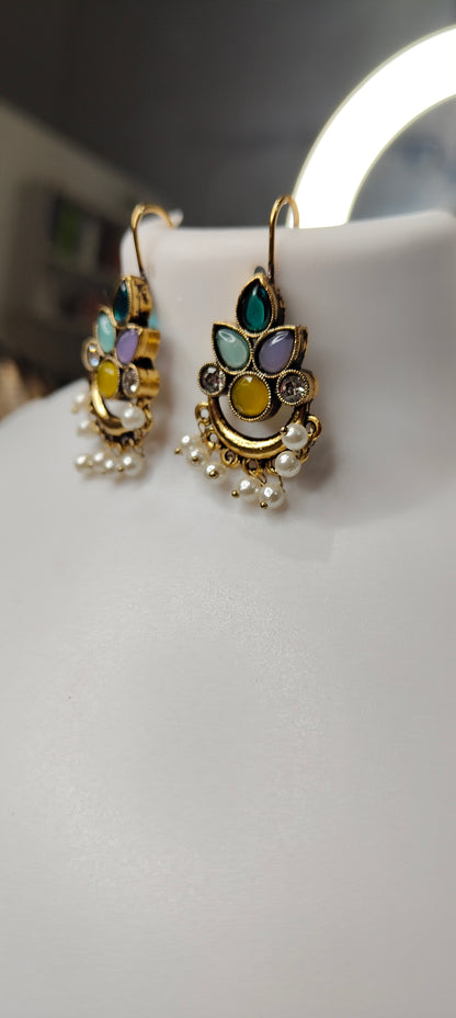Royal Glow Earring